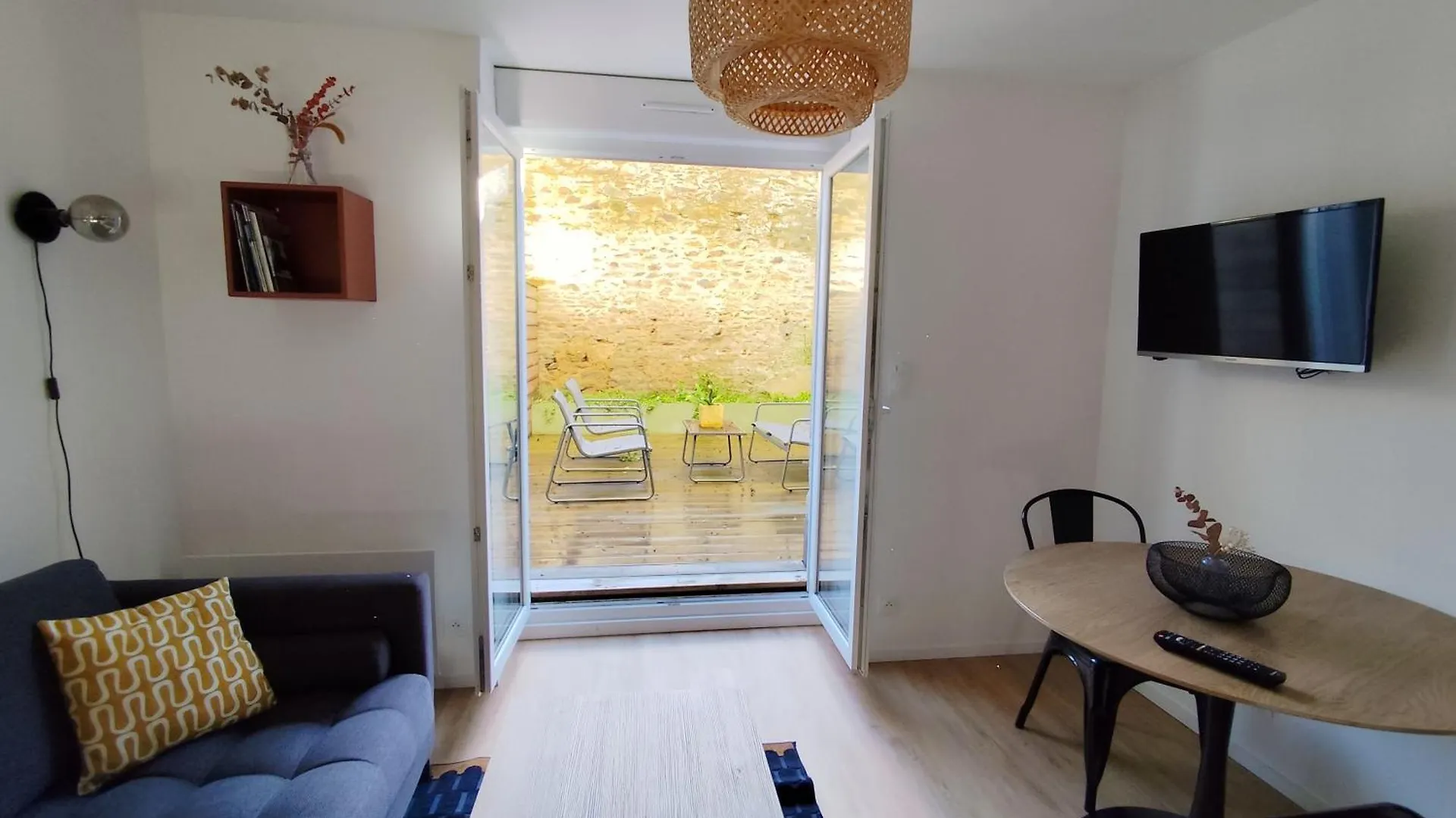 T1 Grand Confort Avec Terrasse Privee Brest Apartment
